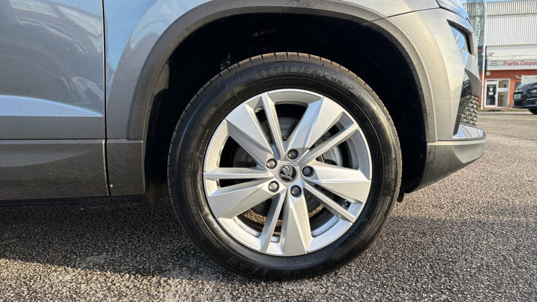 Skoda Karoq 1.5 TSI SE Drive 5dr DSG Petrol Estate